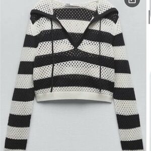 Zara Striped Black and White Knit crochet Sweater